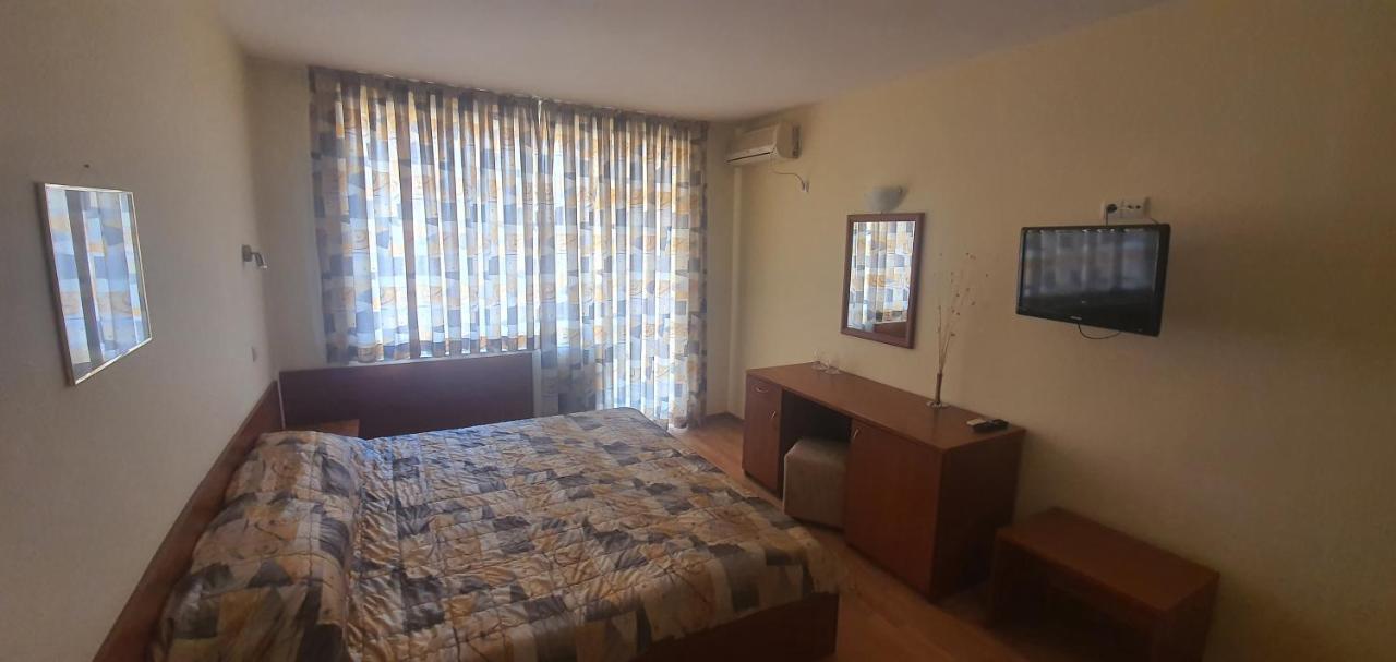 Diamond Hotel Primorsko Ngoại thất bức ảnh