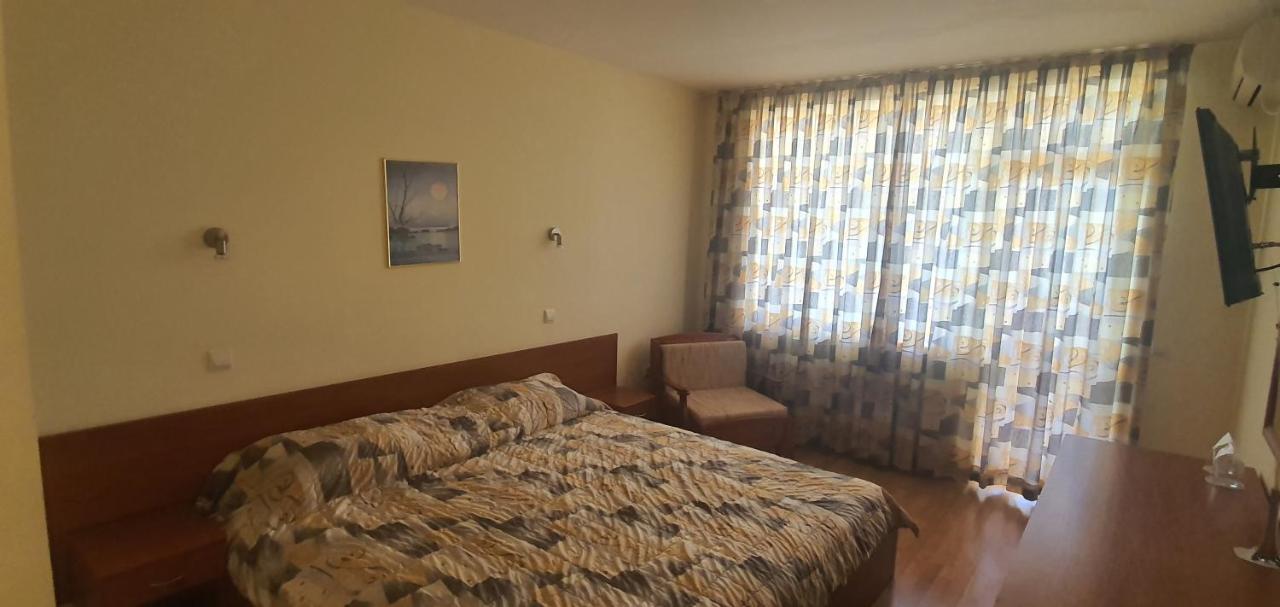 Diamond Hotel Primorsko Ngoại thất bức ảnh
