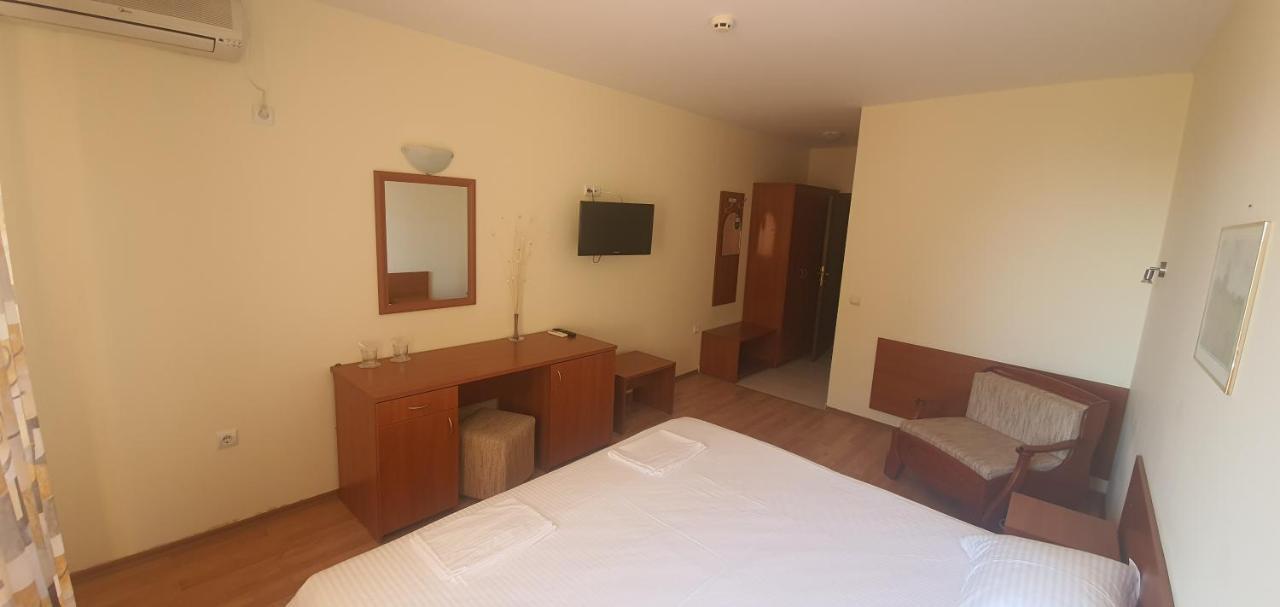 Diamond Hotel Primorsko Ngoại thất bức ảnh