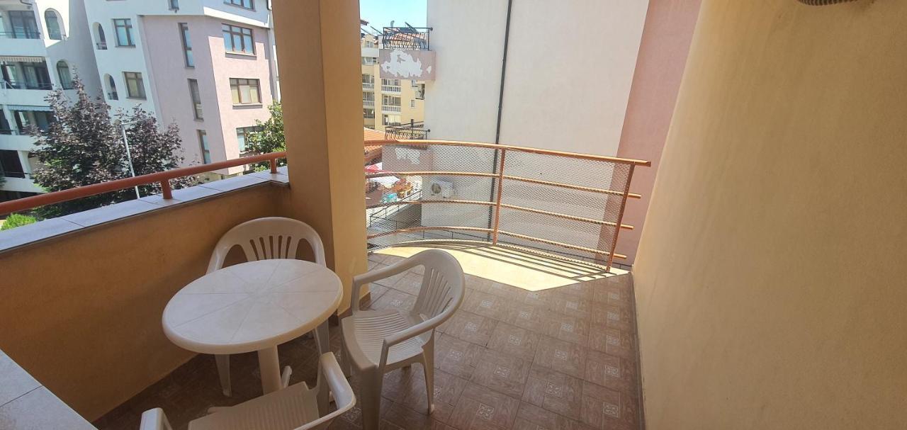 Diamond Hotel Primorsko Ngoại thất bức ảnh
